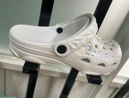 Những Mẫu Giày Đẹp Tại Q.B