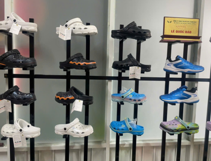 Xưởng Sản Xuất Giày Q.B Chính Hãng Uy tín tại Bình Dương